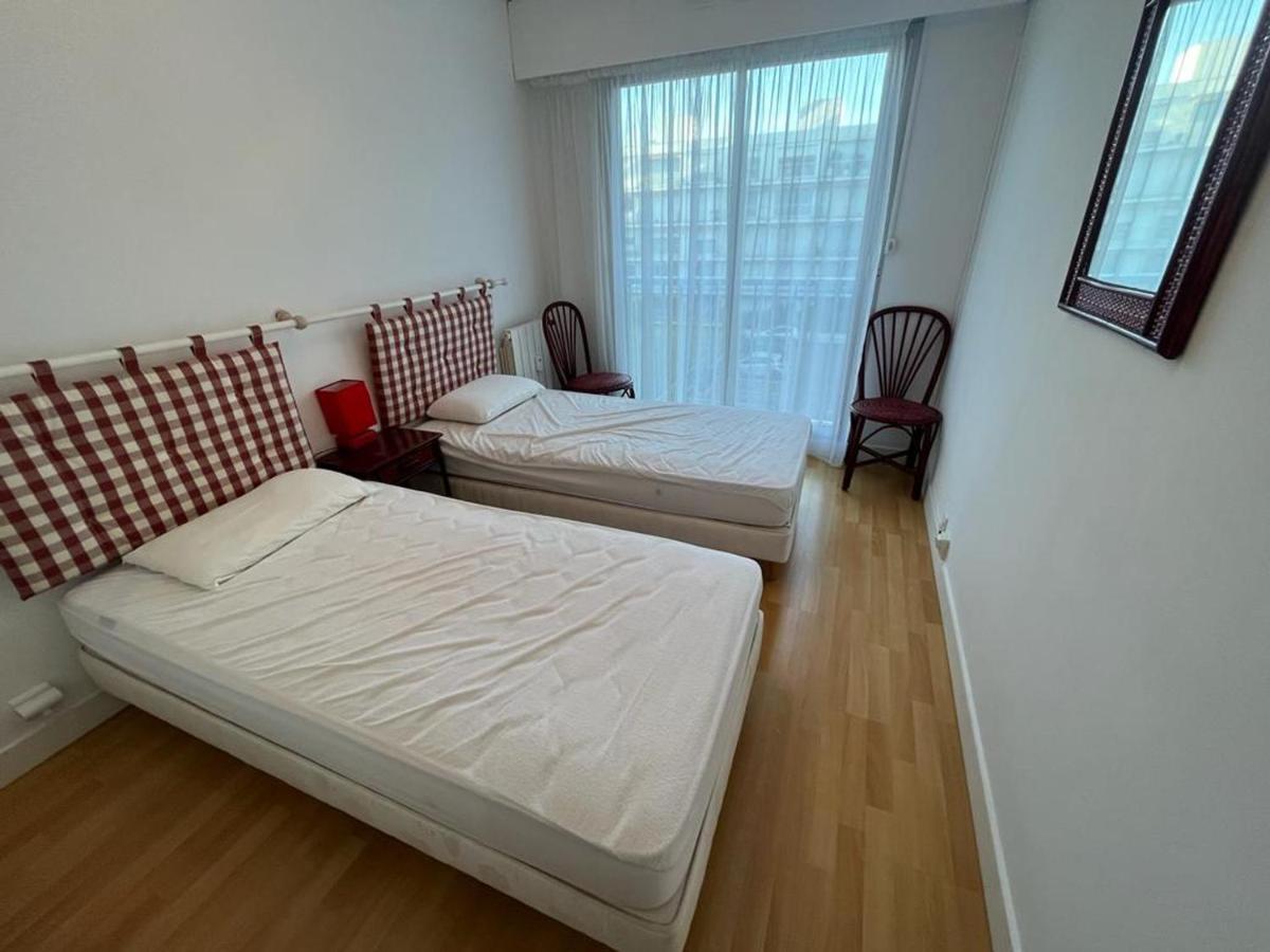 Appartement T4 Avec Parking, Balcon Et Proche Commerces A Biarritz - Fr-1-239-921 Εξωτερικό φωτογραφία