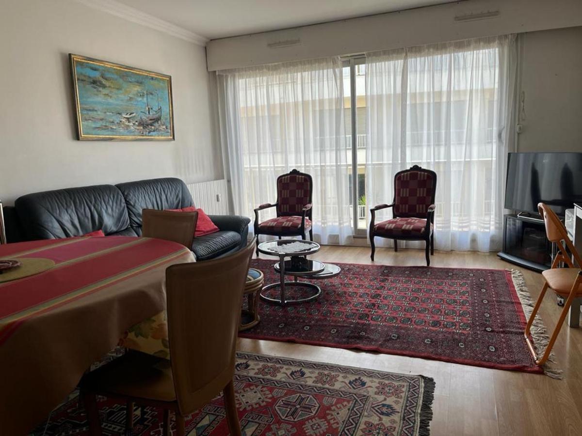 Appartement T4 Avec Parking, Balcon Et Proche Commerces A Biarritz - Fr-1-239-921 Εξωτερικό φωτογραφία